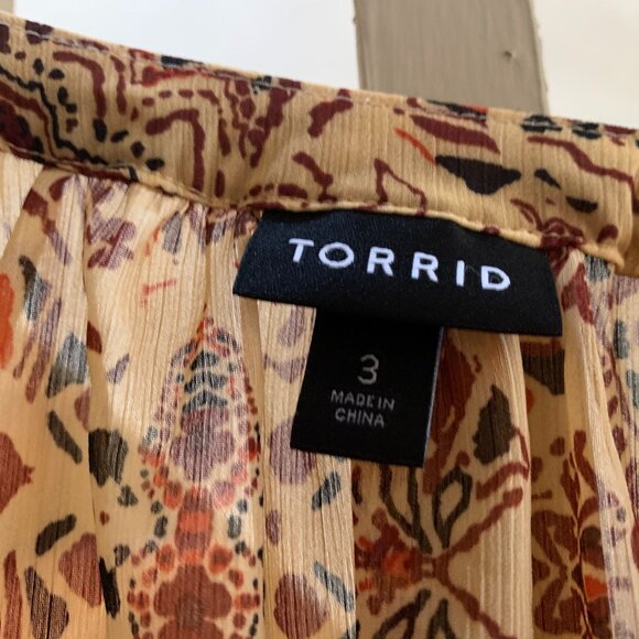 Torrid Sheer Tan Blouse Size 3 - Picture 2 of 3